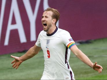 Kane goal seals memorable win against Germany to send England to quarter-finals